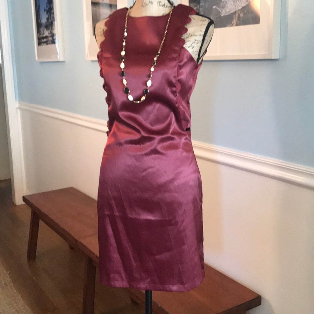 Gorgeous maroon color dress wi/ so many details M
